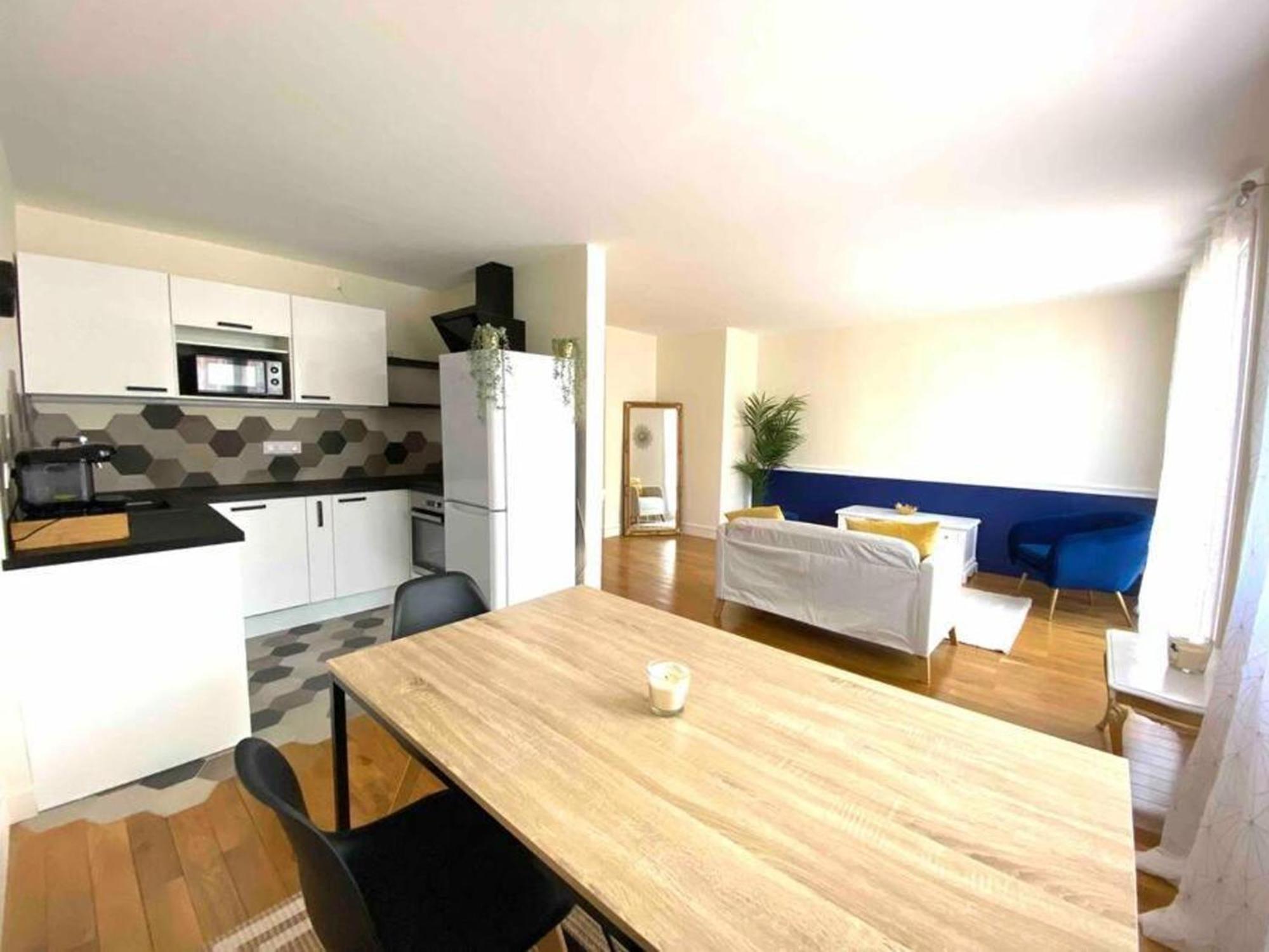 * Superbe Appartement A Versailles * ภายนอก รูปภาพ